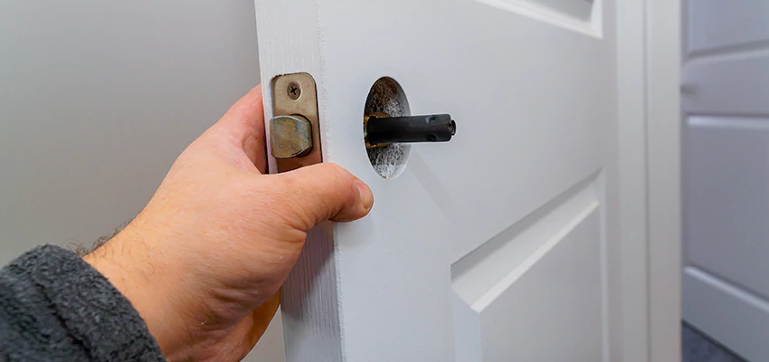 Nighttime Locksmith For Lock Repair in Isla Vista, CA